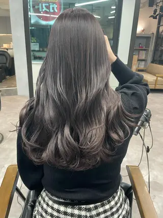 ロング カラー ツノダ ルカのヘアスタイル