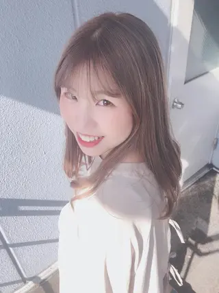 セミロング カラー Ate by little所属・青木 梢のヘアスタイル