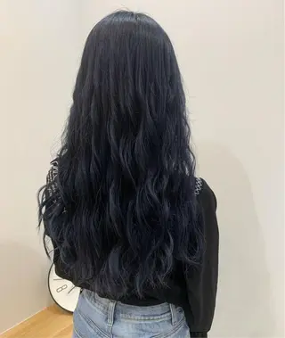 ロング カラー kanon hair所属・新木 愛花のヘアスタイル