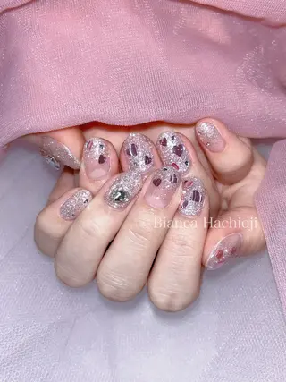 ネイル 𝑌𝑈𝑈𝐾𝐴 /ワンホン/量産型のネイルデザイン