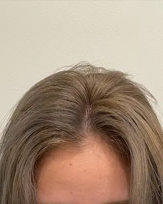 ロング 渋谷 留菜のヘアスタイル