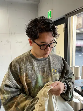 パーマ メンズ darts所属・マツダ レンのヘアスタイル