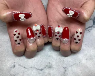 ネイル ネイルリボン 受付スタッフのネイルデザイン