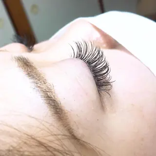 ロング カラー パーマ ヘアアレンジ キッズ ネイル マツエク・マツパ brille ~eyelash~のマツエク・マツパデザイン