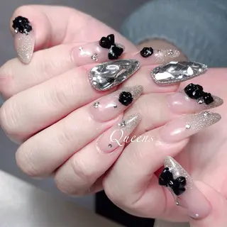 ネイル Queens ゲンのネイルデザイン