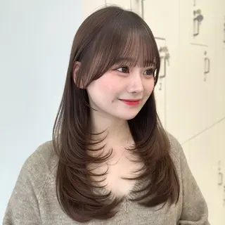 セミロング カラー 顔周りcut/ 艶ワンカラー♥ちさきのヘアスタイル