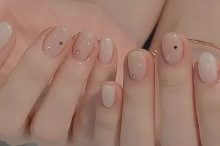 ネイル ネイリストゆか💅 長さだし、深爪矯正のネイルデザイン