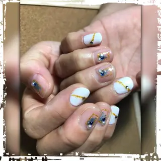 ネイル ECLAT エクラ所属・寺山 千鶴のネイルデザイン