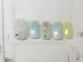 ショート カラー ネイル chéri sinagawaのネイルデザイン