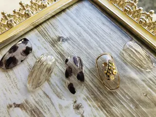 ネイル 【尾下】 ロイヤル•セラピストのネイルデザイン