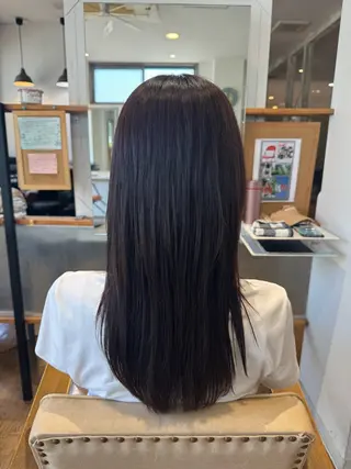 ロング カラー 小澤 真帆のヘアスタイル