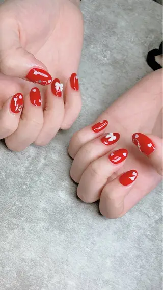 ネイル haleyume所属・shino🌟 痛ネイルのネイルデザイン