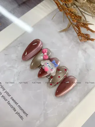 ミディアム Full 7 Nails所属・Full 7Nail-団子のネイルデザイン