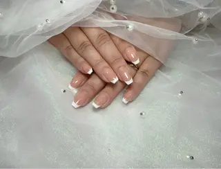 ネイル Hey🌈NAIL 長さ出し専門店のネイルデザイン