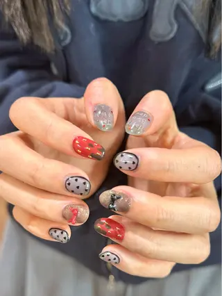 ネイル kanami 🍒⸝⋆のネイルデザイン