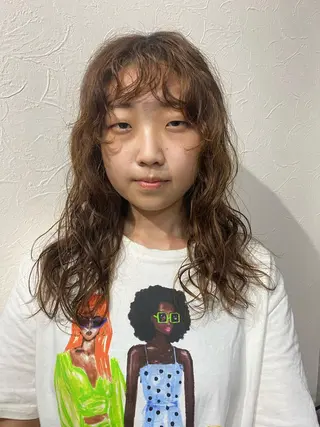 ロング パーマ les baladins du miroir所属・🍃YURI 🍃のヘアスタイル