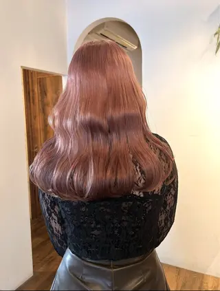 ロング nacoハイトーン ベージュ🎀のヘアスタイル