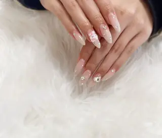 ネイル ESPOIR Ｎのネイルデザイン