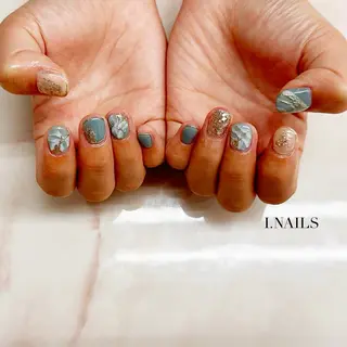 ネイル アイネイルズ所属・早川 梓のネイルデザイン