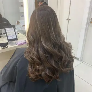 ロング カラー 🩶ハイライトカラー 🩶ASH西葛西鈴木のヘアスタイル
