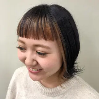 ショート カラー ambellir 山本伽椰のヘアスタイル