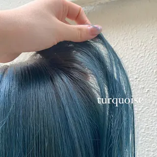 カラー 田中 優衣のヘアスタイル