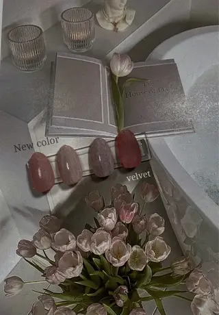 ネイル n o q r m. n a c h iのネイルデザイン