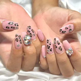 ネイル OKIKA所属・【OKIKA】 らん🦖🌈🧡のマツエク・マツパデザイン