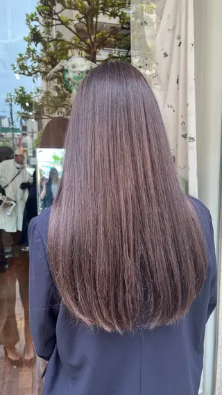 ロング カラー CoCooN minamiのヘアスタイル