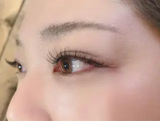 マツエク・マツパ coupe ciseauxのヘアスタイル