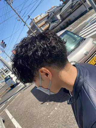 ショート パーマ メンズ パーマが得意な【最高 悠斗】のヘアスタイル