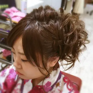 ミディアム ヘアアレンジ 美容歴１８年以上🌈 山口のヘアスタイル
