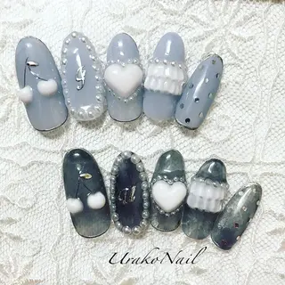 ネイル UrakoNail 《nail》のネイルデザイン