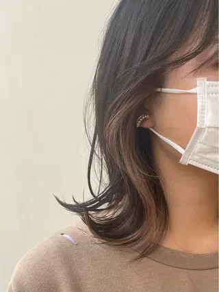 ミディアム ヒナ .のヘアスタイル