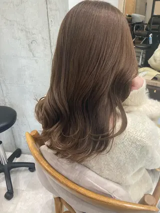 セミロング ✨色持ちの良い艶 カラー✨蟹江真世のヘアスタイル