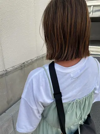 ミディアム さの あやねのヘアスタイル