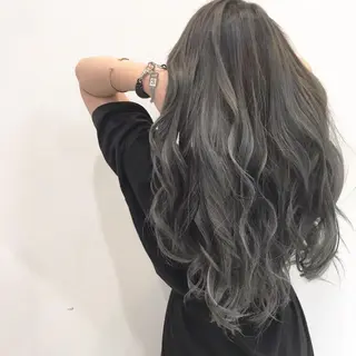 ロング MiL所属・✨ハイトーン✨ 濱田知孝のヘアスタイル