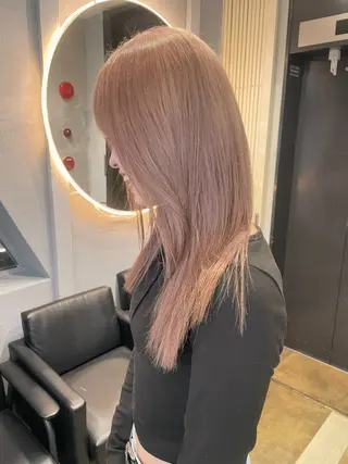 セミロング カラー TATSUブリーチ/ ミルクティーベージュのヘアスタイル