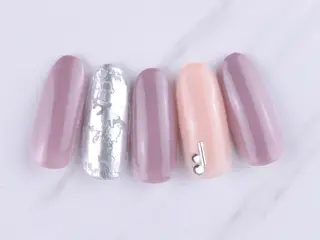 ネイル ネイリスト シンのネイルデザイン