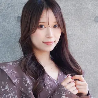 ロング カラー 安岡美咲✂︎ 艶カラー/髪質改善のヘアスタイル