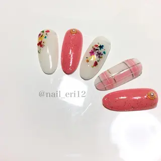 ミディアム ネイル nail salon &e eriのネイルデザイン