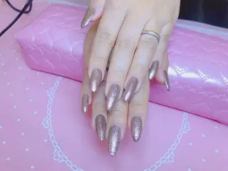 ネイル Nikoネイルサロン中野店所属・merci リカのネイルデザイン