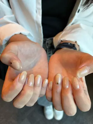 ネイル 13日3980円‼️ マグもデザインも◎のネイルデザイン