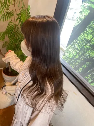 カラー やがい さくら 　MYAのヘアスタイル