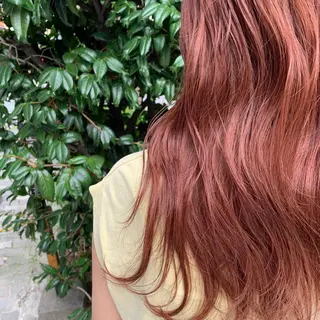 カラー akane .のヘアスタイル