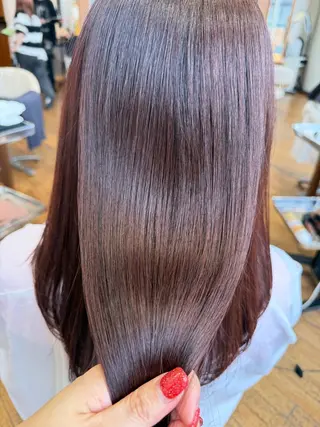 ロング カラー 小平 琳のヘアスタイル