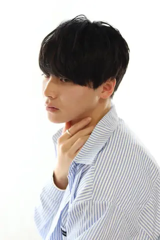 メンズ ツヤ感カラー🎀 本美冴のヘアスタイル