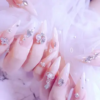 ネイル u   n   o  n a i l 01のネイルデザイン