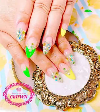 ネイル CROWN プライベートサロンのネイルデザイン