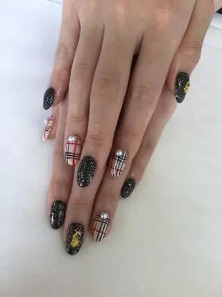 ネイル 💎🐰 saki. m 🐰💎のネイルデザイン